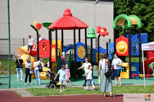 Krasnystaw. Rodzinny Piknik w Publicznej Szkole Podstawowej nr 4 „W rodzinie siła” [GALERIA ZDJĘĆ]