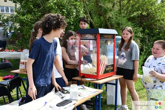 Krasnystaw. Rodzinny Piknik w Publicznej Szkole Podstawowej nr 4 „W rodzinie siła” [GALERIA ZDJĘĆ]