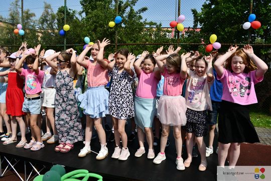 Krasnystaw. Rodzinny Piknik w Publicznej Szkole Podstawowej nr 4 „W rodzinie siła” [GALERIA ZDJĘĆ]