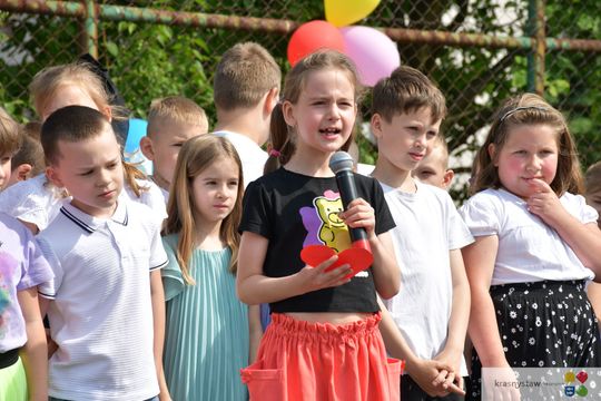 Krasnystaw. Rodzinny Piknik w Publicznej Szkole Podstawowej nr 4 „W rodzinie siła” [GALERIA ZDJĘĆ]