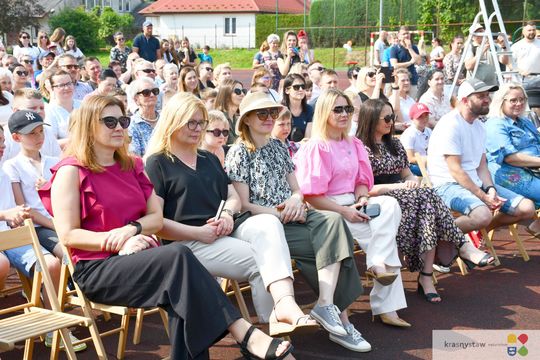 Krasnystaw. Rodzinny Piknik w Publicznej Szkole Podstawowej nr 4 „W rodzinie siła” [GALERIA ZDJĘĆ]