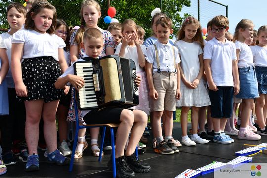 Krasnystaw. Rodzinny Piknik w Publicznej Szkole Podstawowej nr 4 „W rodzinie siła” [GALERIA ZDJĘĆ]
