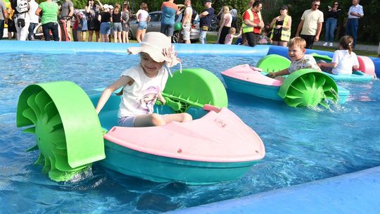 Radosny charytatywny Dzień Dziecka w Dorohusku. Zbierali pieniążki dla chorego Szymona [GALERIA ZDJĘĆ]