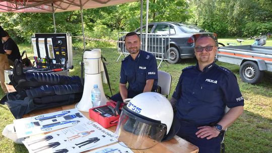 Radosny charytatywny Dzień Dziecka w Dorohusku. Zbierali pieniążki dla chorego Szymona [GALERIA ZDJĘĆ]