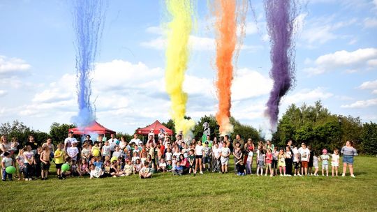 Radosny charytatywny Dzień Dziecka w Dorohusku. Zbierali pieniążki dla chorego Szymona [GALERIA ZDJĘĆ]