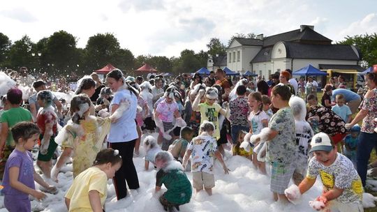 Radosny charytatywny Dzień Dziecka w Dorohusku. Zbierali pieniążki dla chorego Szymona [GALERIA ZDJĘĆ]