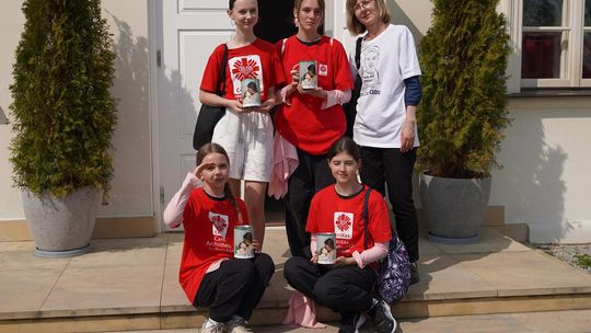 Radosny charytatywny Dzień Dziecka w Dorohusku. Zbierali pieniążki dla chorego Szymona [GALERIA ZDJĘĆ]