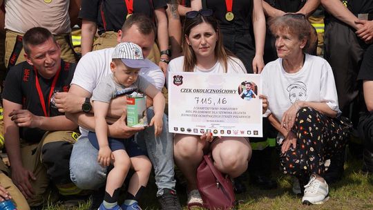 Radosny charytatywny Dzień Dziecka w Dorohusku. Zbierali pieniążki dla chorego Szymona [GALERIA ZDJĘĆ]