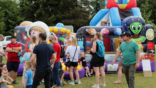 Radosny charytatywny Dzień Dziecka w Dorohusku. Zbierali pieniążki dla chorego Szymona [GALERIA ZDJĘĆ]