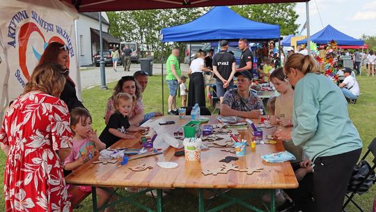 Radosny charytatywny Dzień Dziecka w Dorohusku. Zbierali pieniążki dla chorego Szymona [GALERIA ZDJĘĆ]