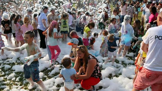 Radosny charytatywny Dzień Dziecka w Dorohusku. Zbierali pieniążki dla chorego Szymona [GALERIA ZDJĘĆ]