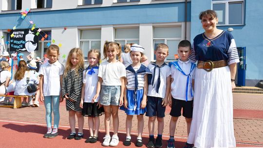 Festyn w morskim klimacie w Szkole Podstawowej nr 5 w Krasnymstawie [GALERIA ZDJĘĆ]