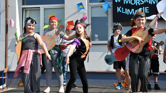 Festyn w morskim klimacie w Szkole Podstawowej nr 5 w Krasnymstawie [GALERIA ZDJĘĆ]