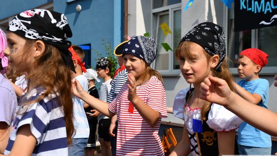 Festyn w morskim klimacie w Szkole Podstawowej nr 5 w Krasnymstawie [GALERIA ZDJĘĆ]