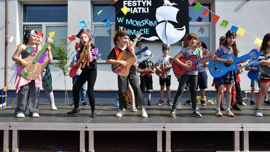 Festyn w morskim klimacie w Szkole Podstawowej nr 5 w Krasnymstawie [GALERIA ZDJĘĆ]