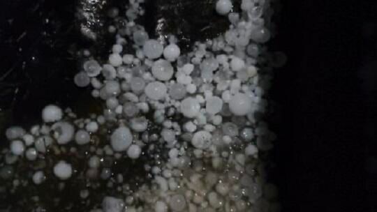 Nawałnica w powiecie krasnostawskim. Spadł grad wielkości piłeczek pingpongowych [GALERIA ZDJĘĆ]