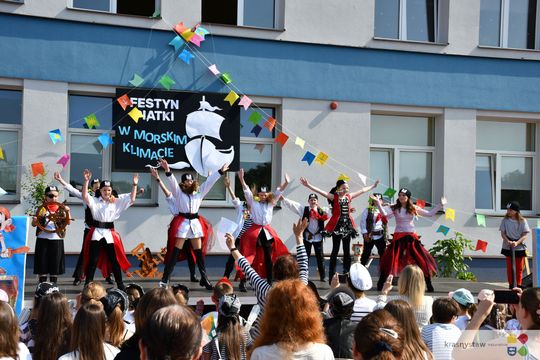 Festyn w morskim klimacie w Szkole Podstawowej nr 5 w Krasnymstawie [GALERIA ZDJĘĆ]