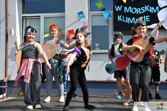 Festyn w morskim klimacie w Szkole Podstawowej nr 5 w Krasnymstawie [GALERIA ZDJĘĆ]