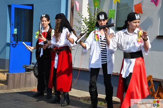 Festyn w morskim klimacie w Szkole Podstawowej nr 5 w Krasnymstawie [GALERIA ZDJĘĆ]