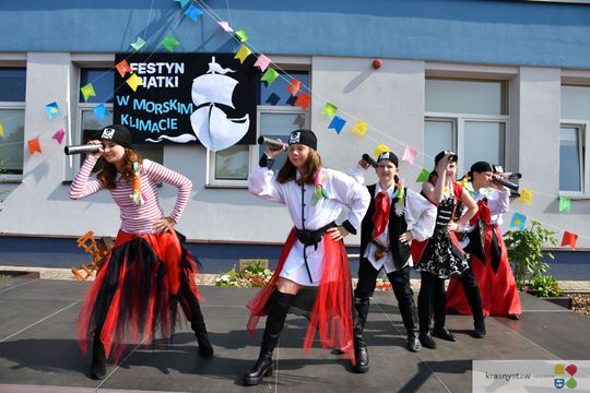 Festyn w morskim klimacie w Szkole Podstawowej nr 5 w Krasnymstawie [GALERIA ZDJĘĆ]