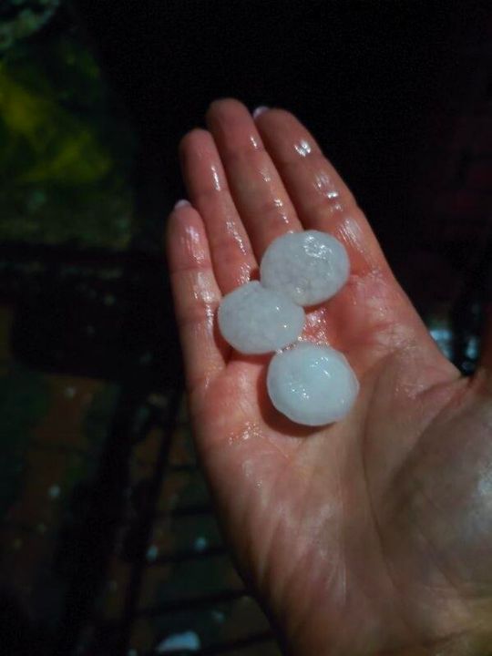 Nawałnica w powiecie krasnostawskim. Spadł grad wielkości piłeczek pingpongowych [GALERIA ZDJĘĆ]