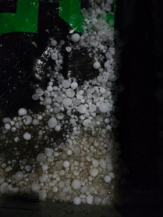 Nawałnica w powiecie krasnostawskim. Spadł grad wielkości piłeczek pingpongowych [GALERIA ZDJĘĆ]