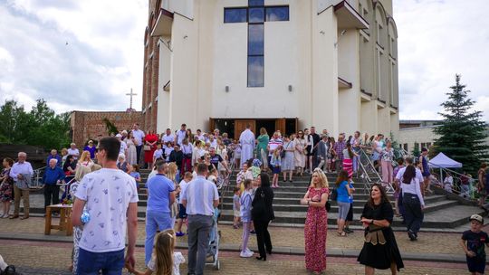 Chełm. Rodzinny Festyn Królewski przy Parafii pw. Chrystusa Odkupiciela w Chełmie [GALERIA ZDJĘĆ]