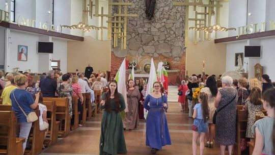 Chełm. Rodzinny Festyn Królewski przy Parafii pw. Chrystusa Odkupiciela w Chełmie [GALERIA ZDJĘĆ]