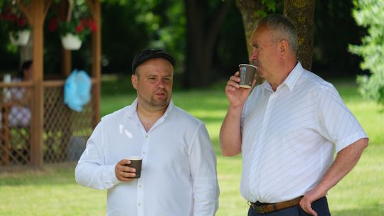 III Powiatowy Festiwal Piosenki Biesiadnej i Święto Rodzin Zastępczych w Nowinach [GALERIA ZDJĘĆ]