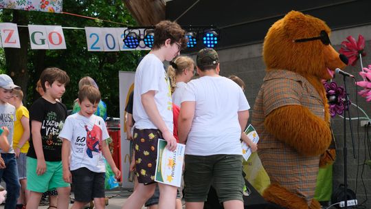 III Powiatowy Festiwal Piosenki Biesiadnej i Święto Rodzin Zastępczych w Nowinach [GALERIA ZDJĘĆ]