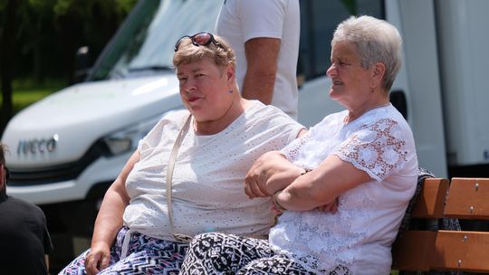 III Powiatowy Festiwal Piosenki Biesiadnej i Święto Rodzin Zastępczych w Nowinach [GALERIA ZDJĘĆ]