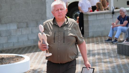 III Powiatowy Festiwal Piosenki Biesiadnej i Święto Rodzin Zastępczych w Nowinach [GALERIA ZDJĘĆ]