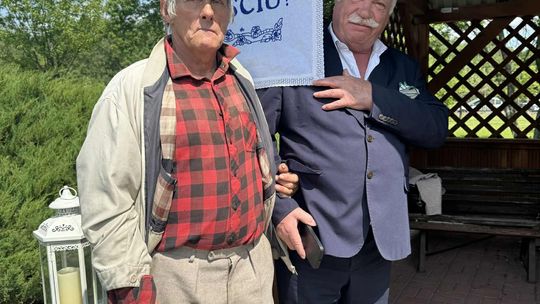 III Powiatowy Festiwal Piosenki Biesiadnej i Święto Rodzin Zastępczych w Nowinach [GALERIA ZDJĘĆ]