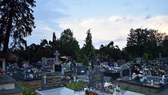 Pow. włodawski. Armagedon w Różańce. Wichura zrywała dachy, powalała drzewa [ZDJĘCIA]