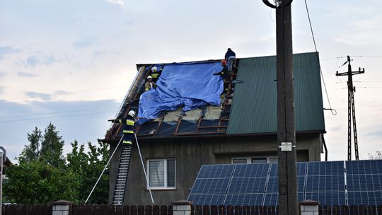 Pow. włodawski. Armagedon w Różańce. Wichura zrywała dachy, powalała drzewa [ZDJĘCIA]