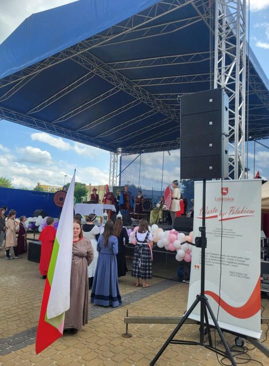 Chełm. Rodzinny Festyn Królewski przy Parafii pw. Chrystusa Odkupiciela w Chełmie [GALERIA ZDJĘĆ]