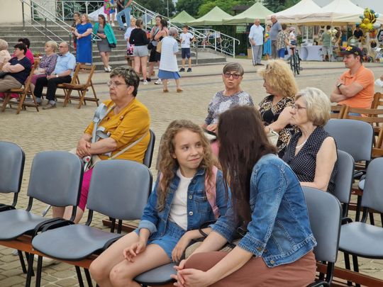 Chełm. Rodzinny Festyn Królewski przy Parafii pw. Chrystusa Odkupiciela w Chełmie [GALERIA ZDJĘĆ]