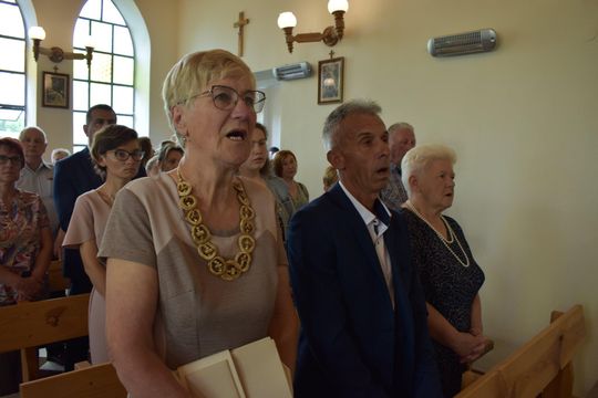 Gm. Gorzków. Odsłonięcie tablicy pamięci Sybiraków w Bobrowem [GALERIA ZDJĘĆ]