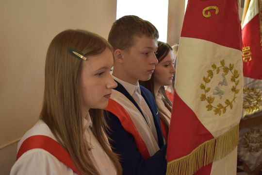 Gm. Gorzków. Odsłonięcie tablicy pamięci Sybiraków w Bobrowem [GALERIA ZDJĘĆ]