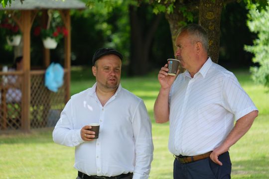 III Powiatowy Festiwal Piosenki Biesiadnej i Święto Rodzin Zastępczych w Nowinach [GALERIA ZDJĘĆ]