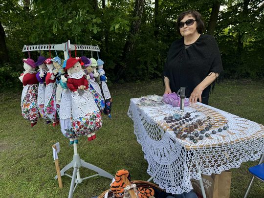 III Powiatowy Festiwal Piosenki Biesiadnej i Święto Rodzin Zastępczych w Nowinach [GALERIA ZDJĘĆ]