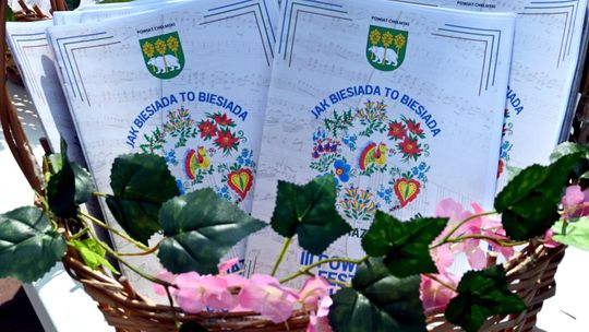 III Powiatowy Festiwal Piosenki Biesiadnej i Święto Rodzin Zastępczych w Nowinach cz. II [GALERIA ZDJĘĆ]