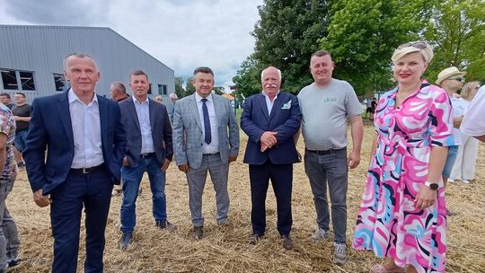 Gm. Chełm. „Okszowskie Agro Show” - pokaz maszyn wymarzonych przez rolnika [GALERIA ZDJĘĆ]