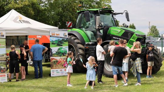 Gm. Chełm. „Okszowskie Agro Show” - pokaz maszyn wymarzonych przez rolnika [GALERIA ZDJĘĆ]
