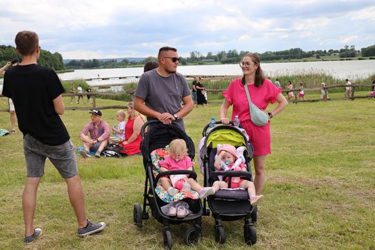 Gm. Leśniowice. Radosny Piknik Rodzinny nad Zalewem Maczuły w Horodysku! [GALERIA ZDJĘĆ]