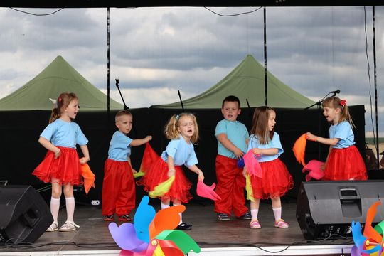 Gm. Leśniowice. Radosny Piknik Rodzinny nad Zalewem Maczuły w Horodysku! [GALERIA ZDJĘĆ]