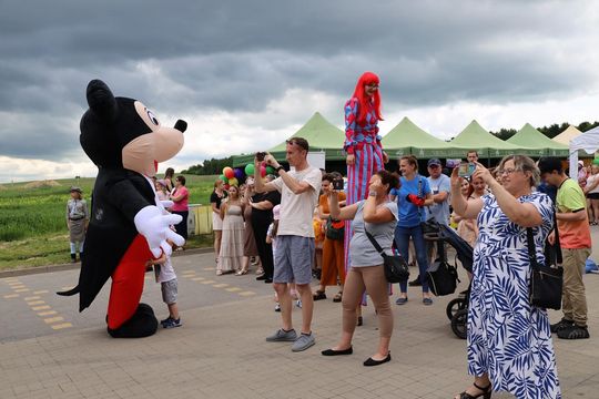 Gm. Leśniowice. Radosny Piknik Rodzinny nad Zalewem Maczuły w Horodysku! [GALERIA ZDJĘĆ]