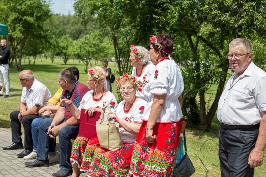 III Powiatowy Festiwal Piosenki Biesiadnej i Święto Rodzin Zastępczych w Nowinach cz. II [GALERIA ZDJĘĆ]