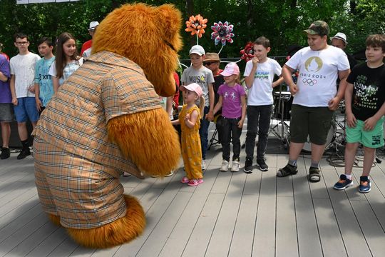III Powiatowy Festiwal Piosenki Biesiadnej i Święto Rodzin Zastępczych w Nowinach cz. II [GALERIA ZDJĘĆ]