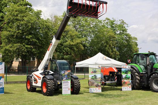 Gm. Chełm. „Okszowskie Agro Show” - pokaz maszyn wymarzonych przez rolnika [GALERIA ZDJĘĆ]